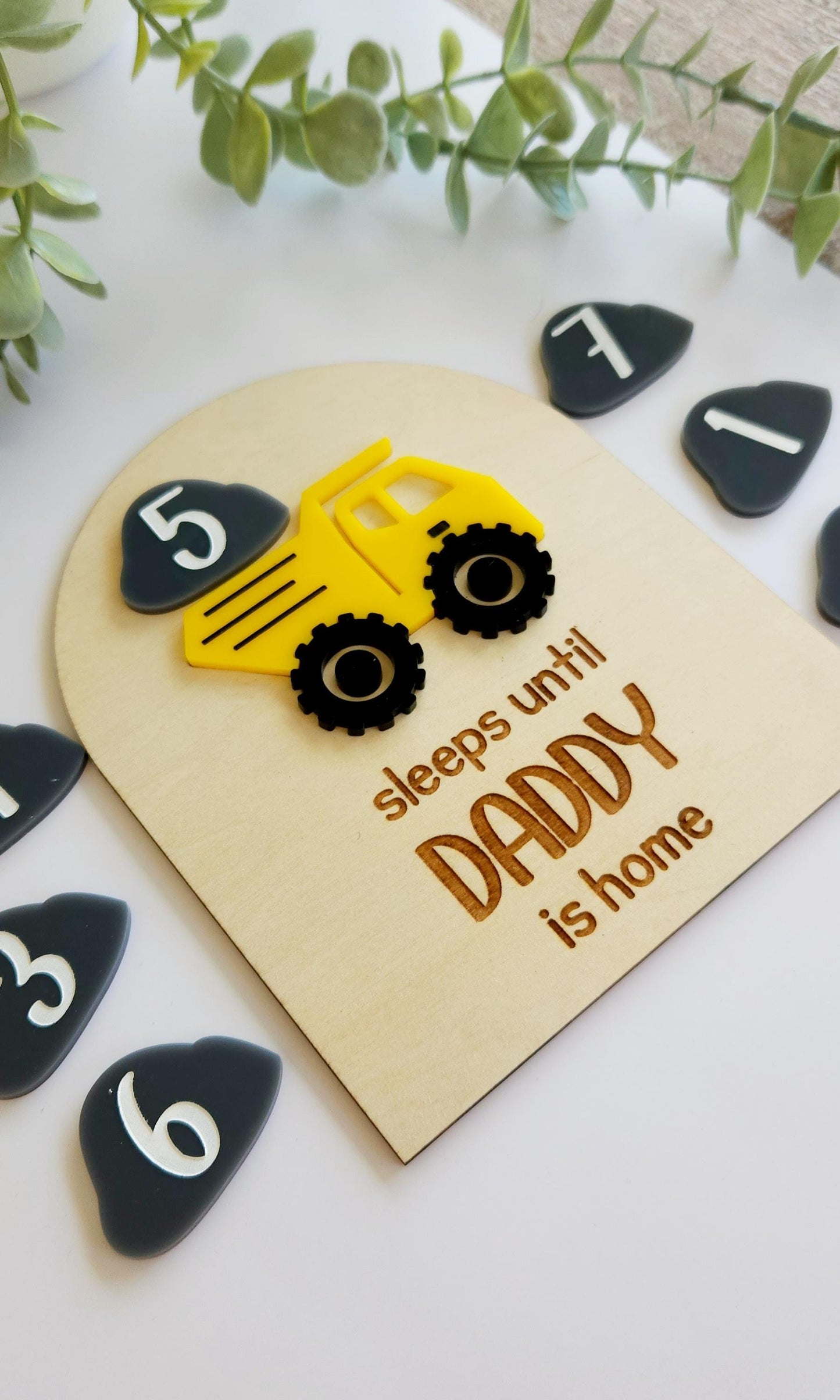 FIFO / DIDO Countdown Dump Truck Magnet