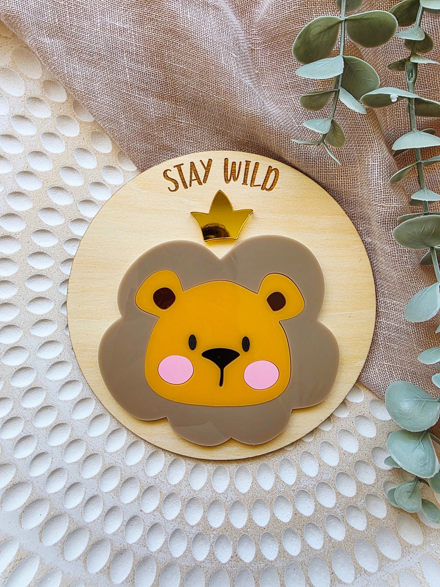 "Stay Wild" Lion Décor Sign