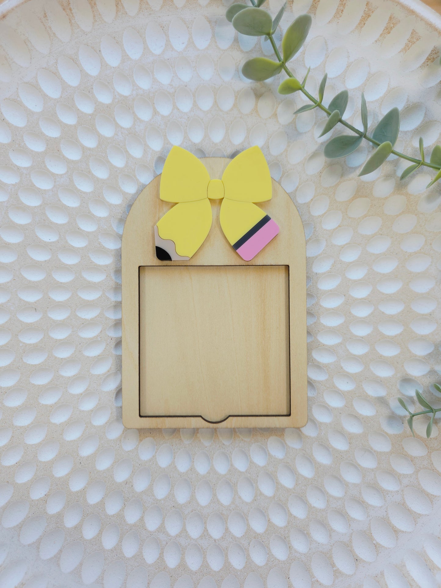 Pencil Bow Sticky Note Holder