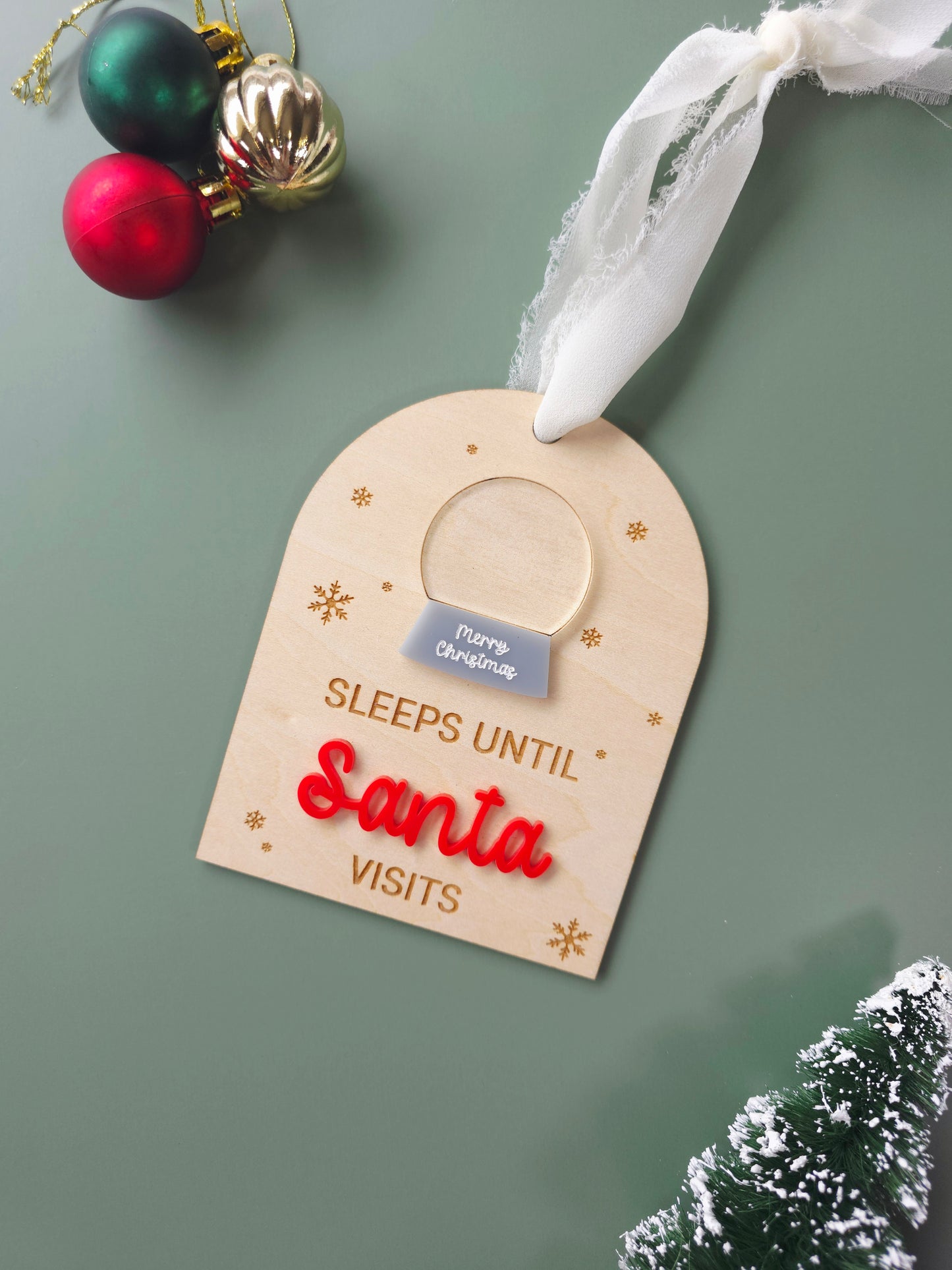 Snow Globe Christmas Countdown