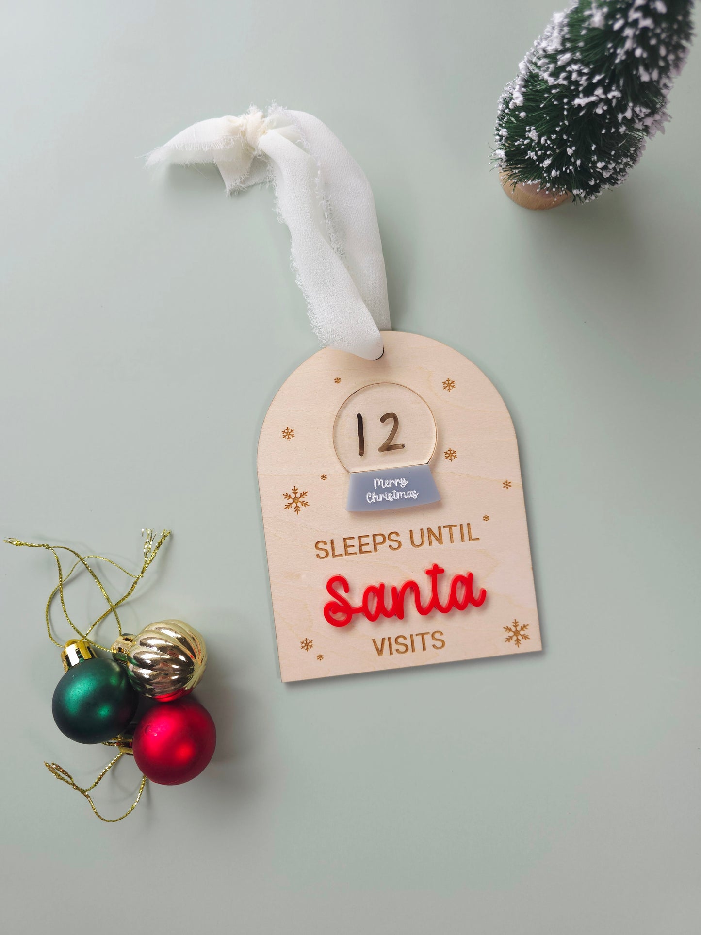 Snow Globe Christmas Countdown