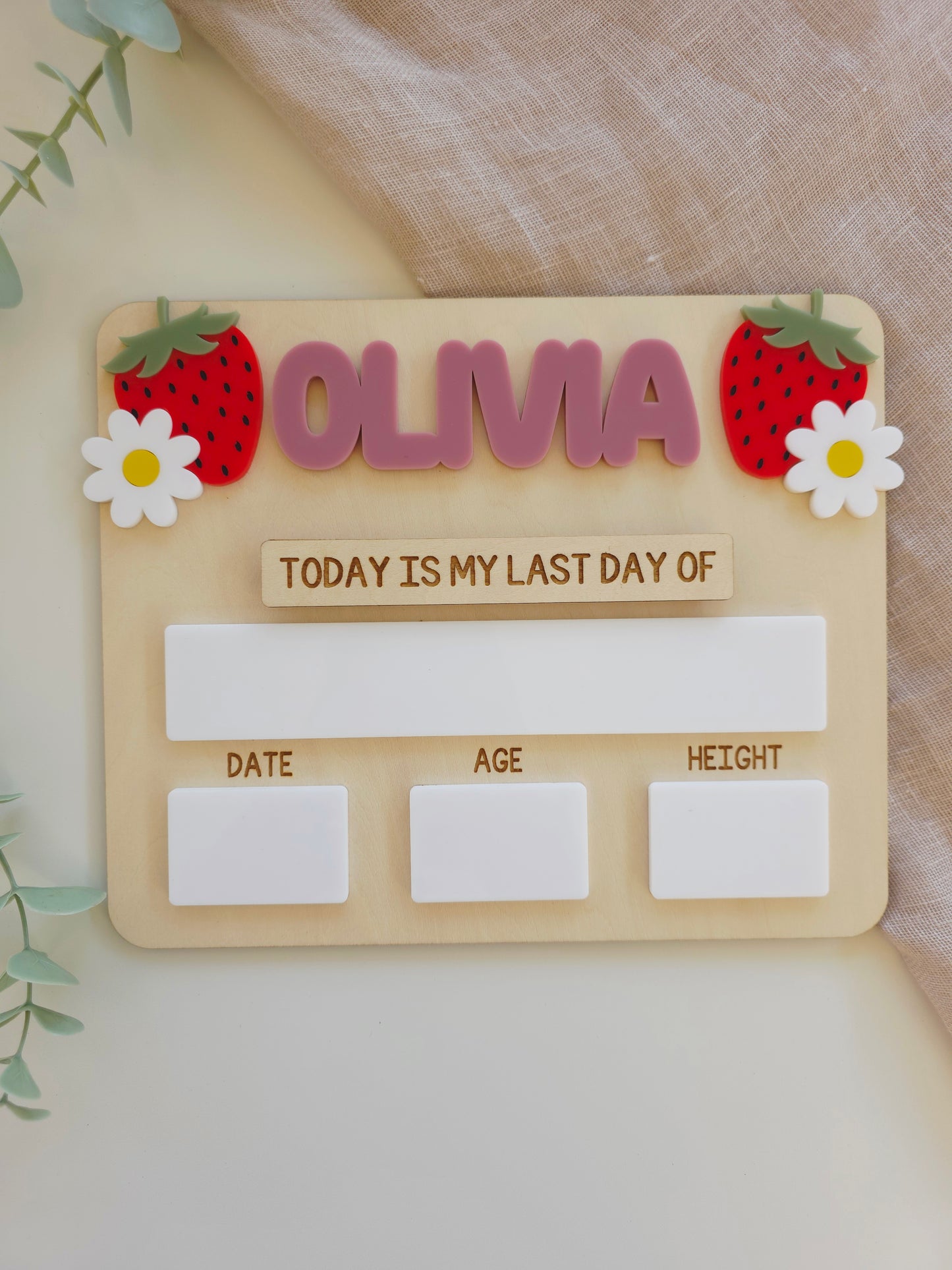 Mini Strawberry First Last Day Interchangeable Board