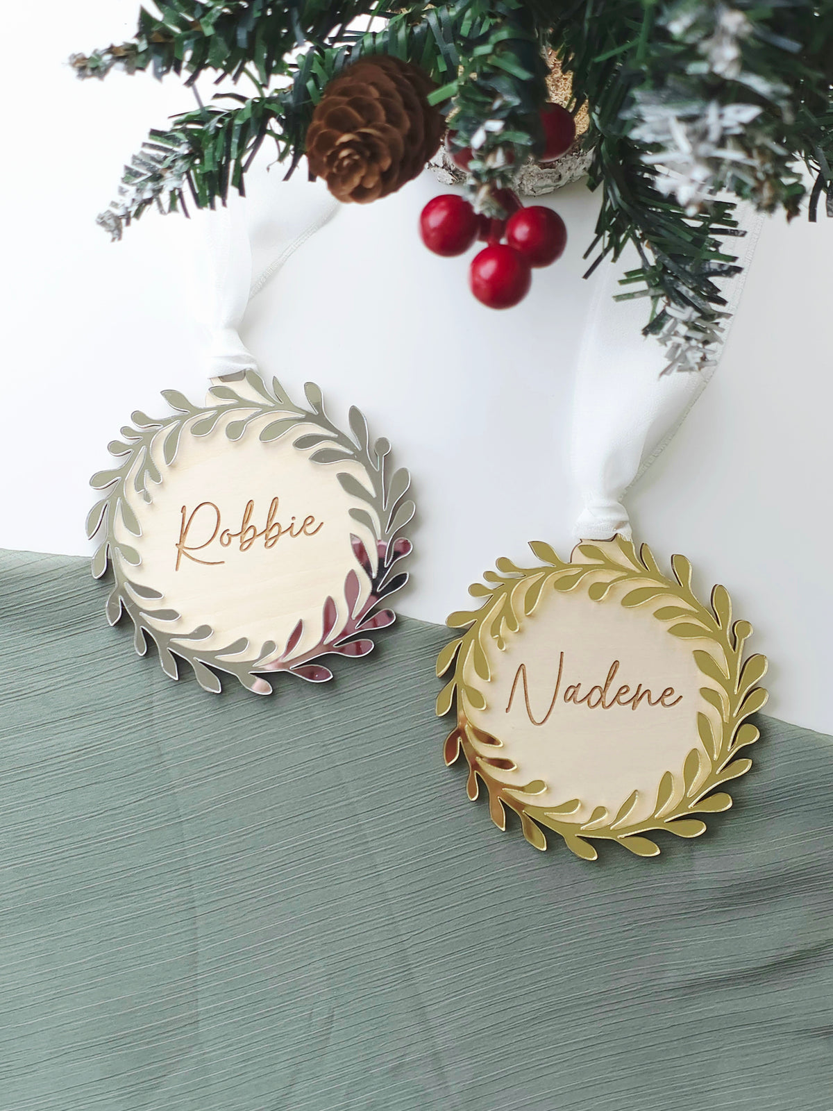 Wreath Personalised Ornament
