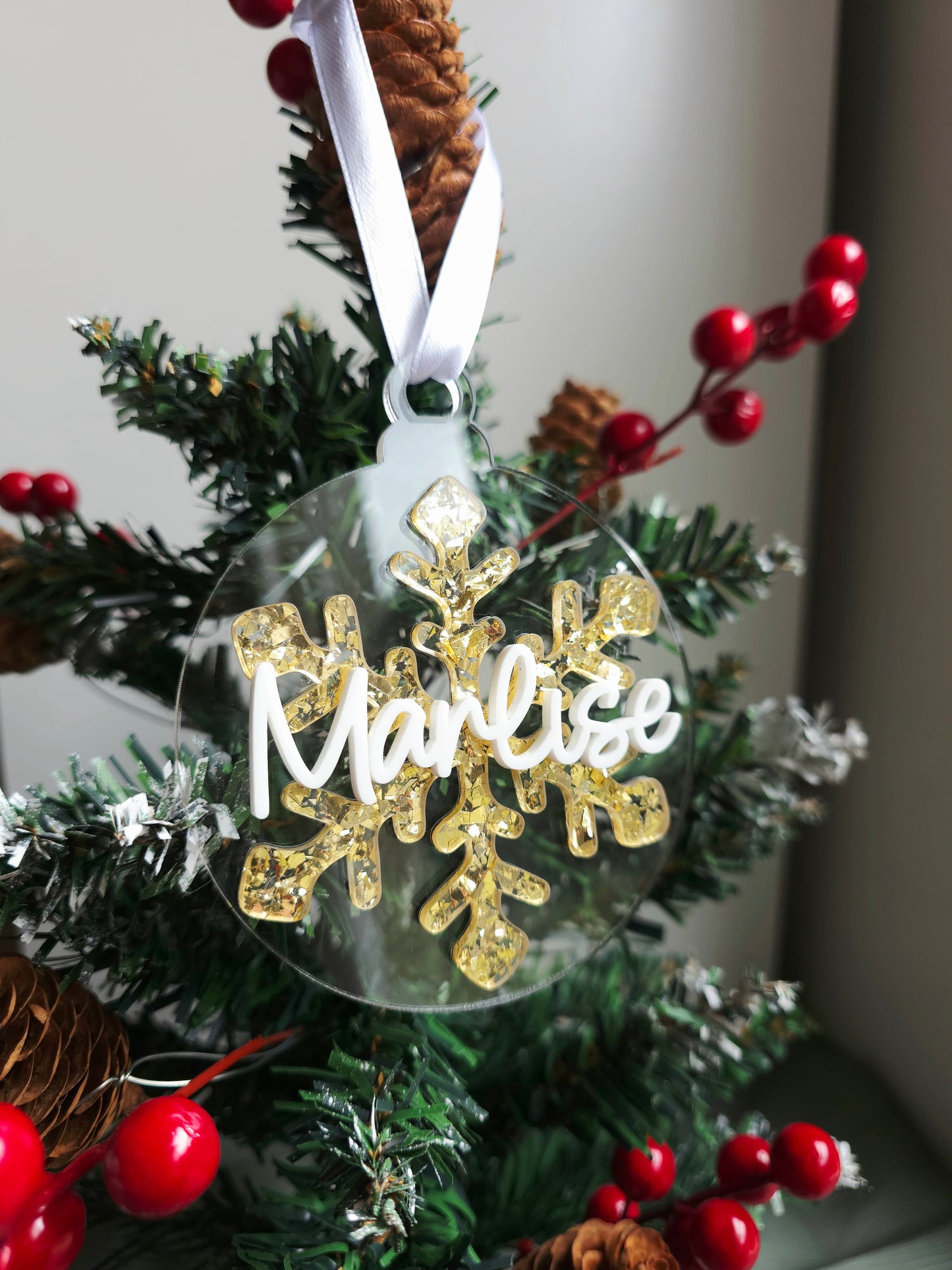 Snowflake Personalised Christmas Ornament - Acrylic